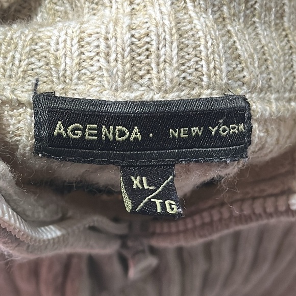 AGENDA Tan Cropped Zip Sweater Size XL - Picture 4 of 4